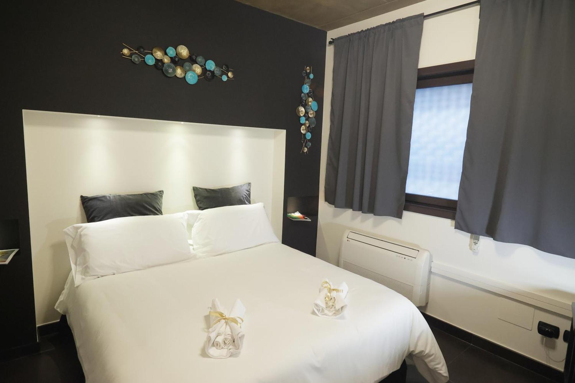 Civico 69 Luxury Room Barletta Extérieur photo